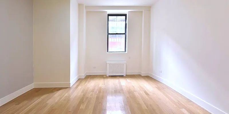 Sold by Compass | media 5