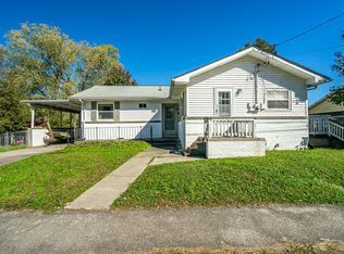 106 Tilden Rd, Oak Ridge, TN 37830