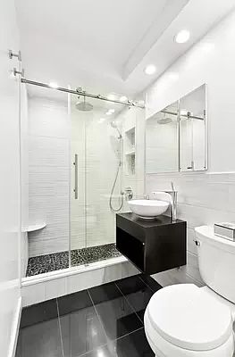 2nd image of 400 E 77th St APT 1G