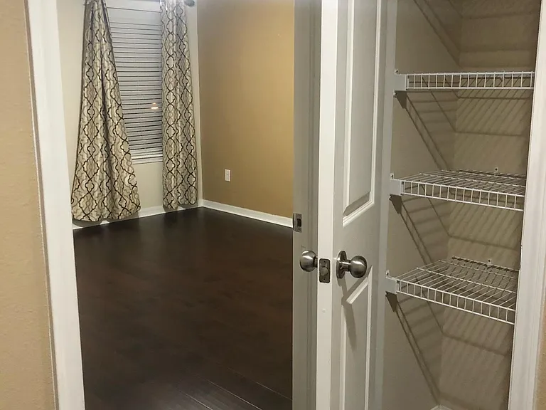 3rd bedroom/ Office room/ Play room