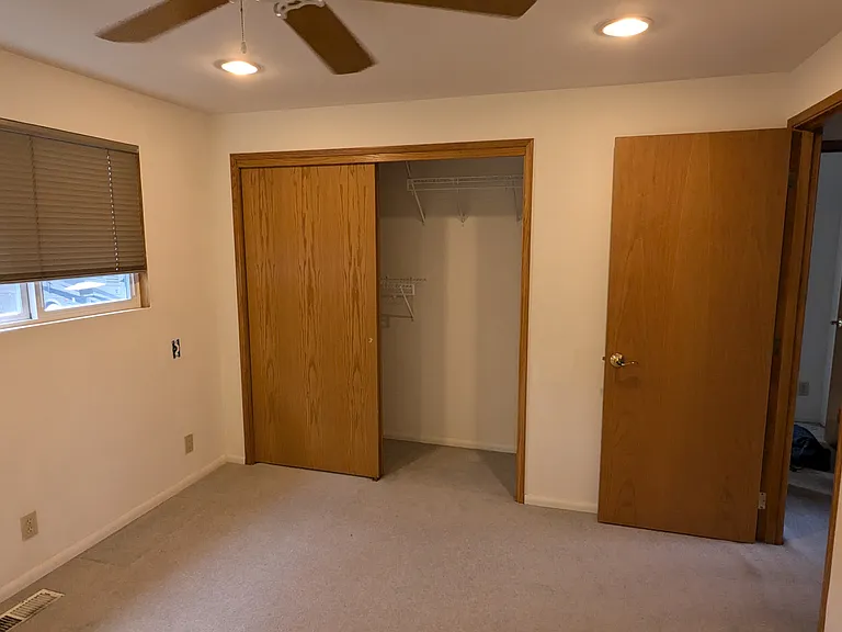 12859 NE 84th St — Photo 5