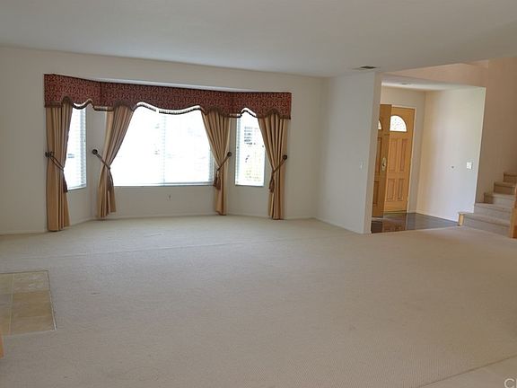 5th image of 651 Pantera Dr