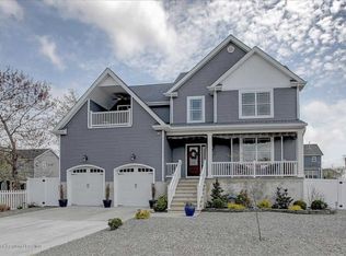 31 Sea Breeze Rd, Toms River, NJ 08753