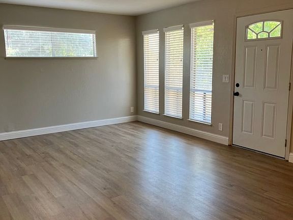 2nd image of 2 Carson St APT D