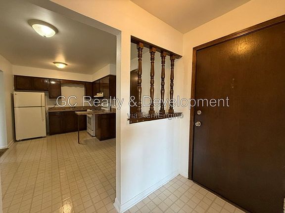 5th image of 525 N Highview Ave #515-202