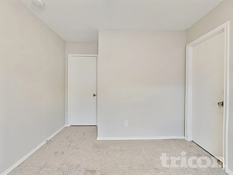 128 Richh St — Photo 12