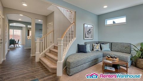 4th image of 1124 32nd St NW