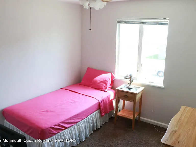5 Vine Ct — Photo 23
