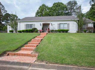 5405 River Thames Rd, Jackson, MS 39211