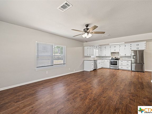 5th image of 685 Garden Ave