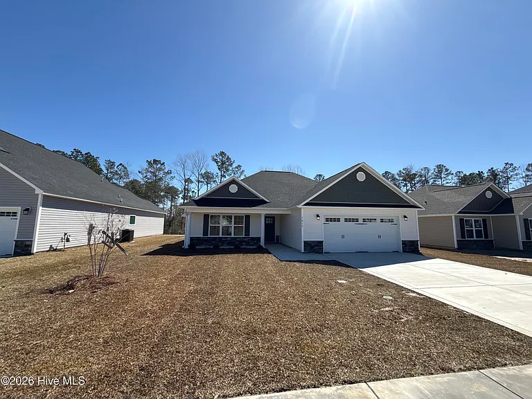 1019 Croaker Ct — Photo 3