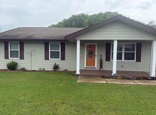 246 N Buckingham Ave, West Van Lear, KY 41268