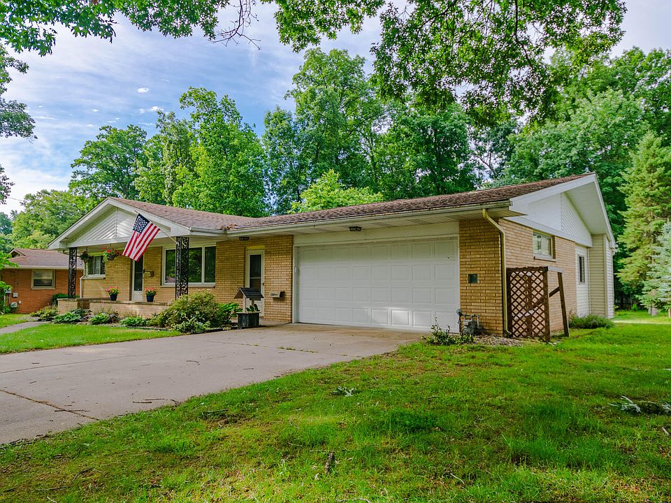 1st image of 169 Terry Ct
