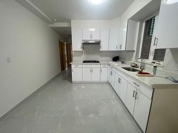 4th image of 132-33 60th Ave Floor 1