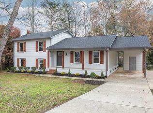 2704 New Garden Rd E, Greensboro, NC 27455