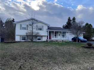 9 Concorde Cres, Quispamsis, NB E2E 5B4