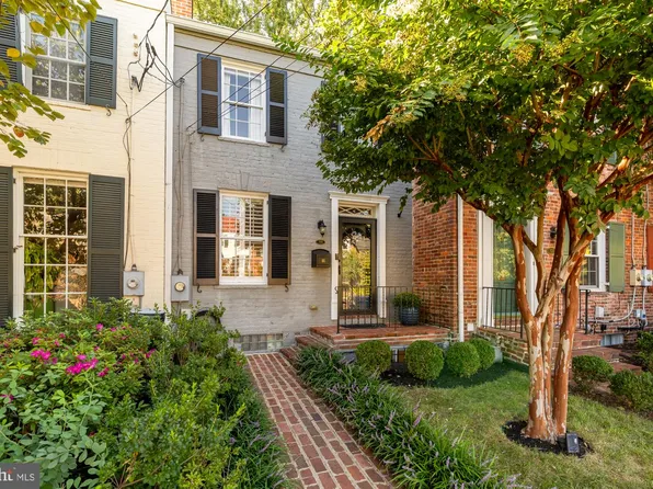 709 S Royal St, Alexandria, VA 22314