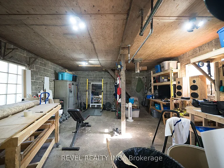 453 Pleasant Ridge Rd — Photo 16