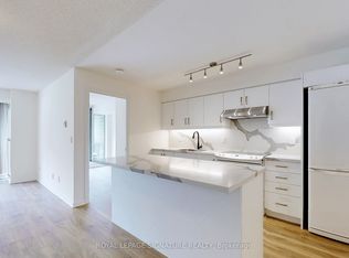 111 Elizabeth St #706-C01, Toronto, ON M5G 1P7
