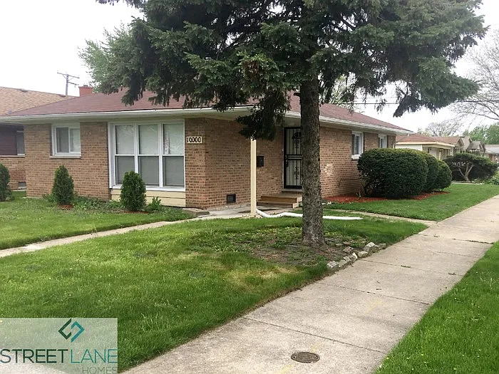15114 Oak St photo 1