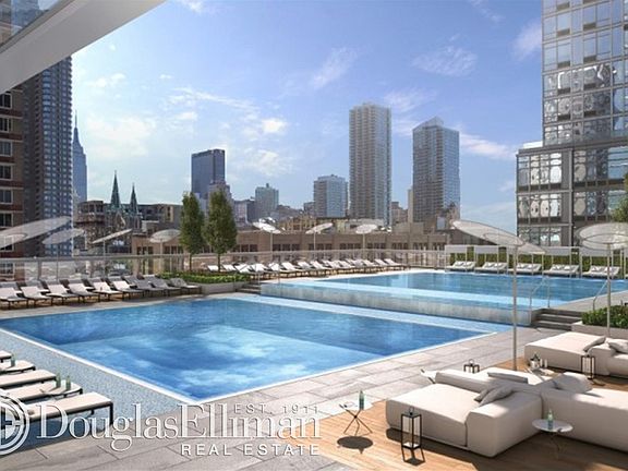 4th image of 605 W 42nd St APT 40U