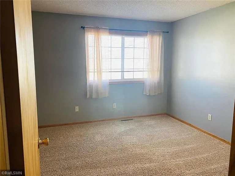 1761 Stone Ct — Photo 8