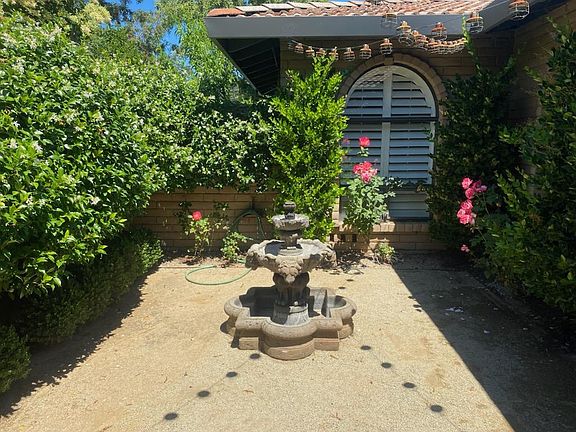 3rd image of 19425 Marna Ln
