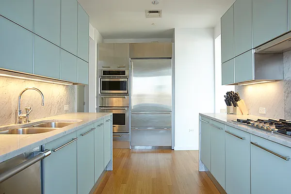 Sold by Brown Harris Stevens | media 19