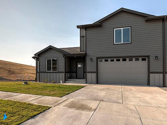 3rd image of 7105 B Helenka Rose Dr