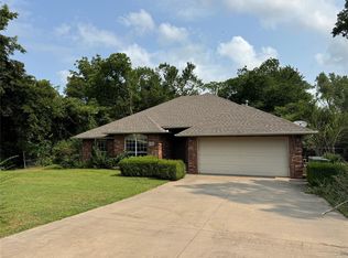 8801 NE 2nd St, Midwest City, OK 73110