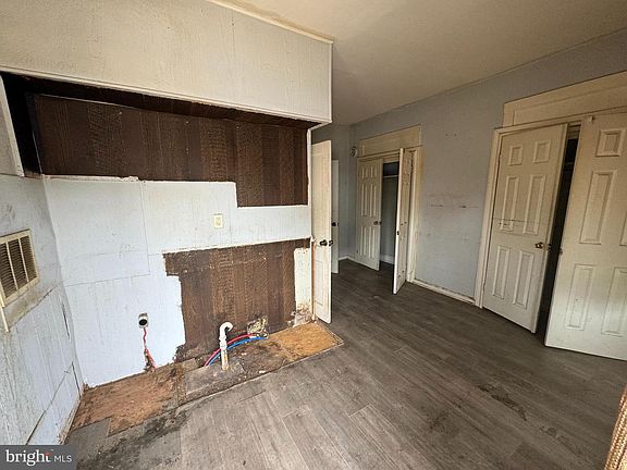 4th image of 1257 N 57th St