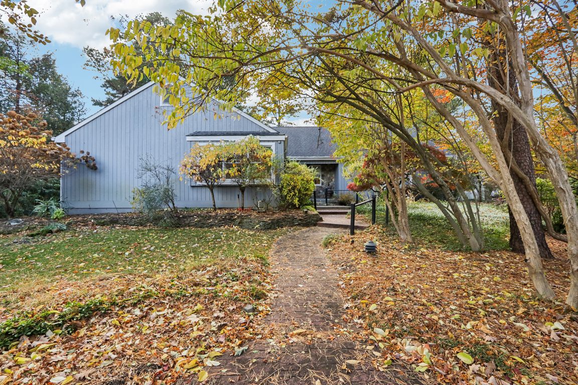 Deerfield Ave-S0711-001.jpg