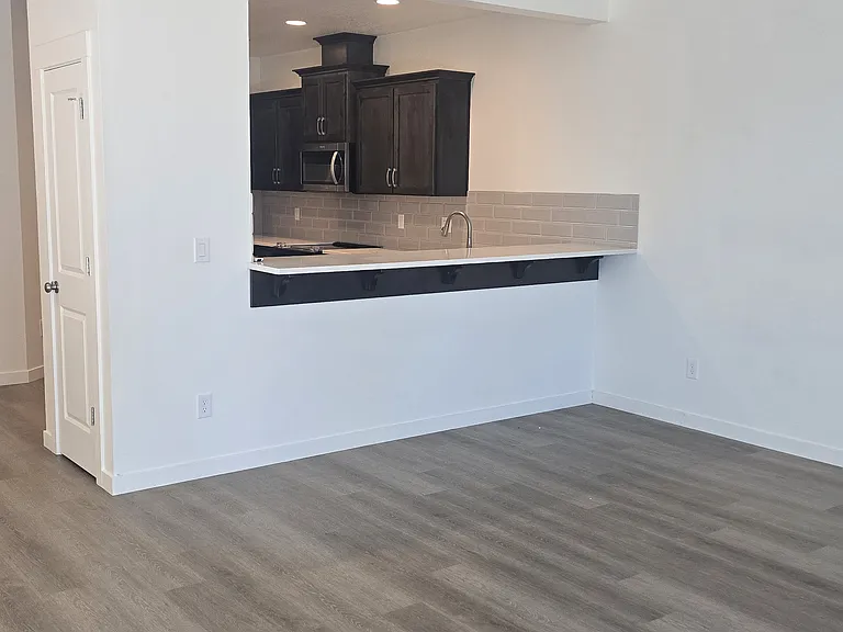 4208 S Kennedy Dr #B — Photo 9