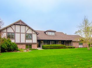 5900 Churchill St N, Shoreview, MN 55126