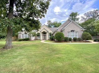 1526 Larkspur Pl, Tupelo, MS 38801
