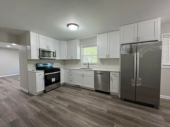 5th image of 2711 McAfee Dr