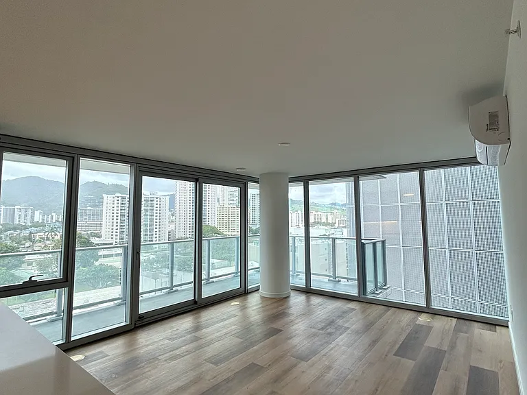 1515 Liona St #1011 — Photo 5