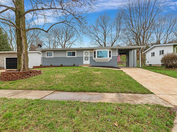 2nd image of 2700 Flamingo Dr
