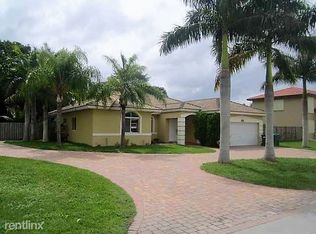 19754 SW 133rd Ct, Miami, FL 33177