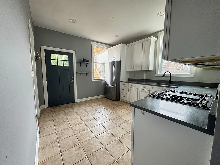 637 N Monticello Ave #2 — Photo 17