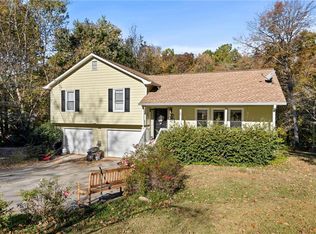 27 Acorn Trl, Dallas, GA 30132