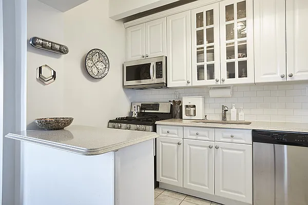 Sold by Stribling | media 23