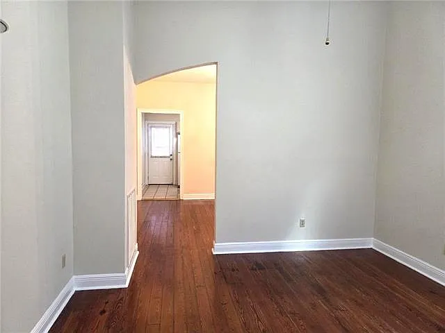222 David St — Photo 14