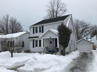 1825 28th St, Two Rivers, WI 54241