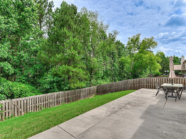 2073 Willhaven Dr — Photo 36