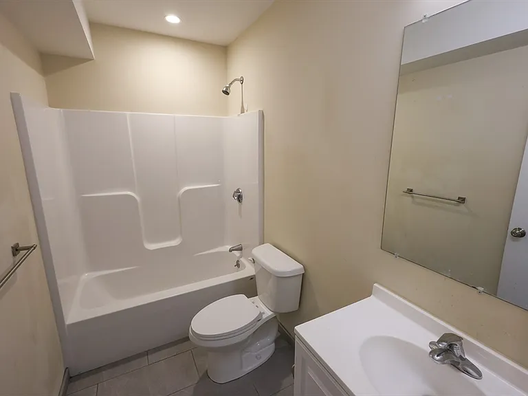 332 Talbot Ave #5 — Photo 6