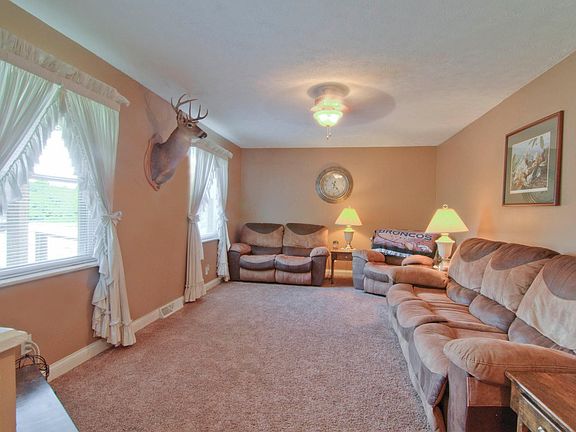 5th image of 316 Fancy Meadows Rd