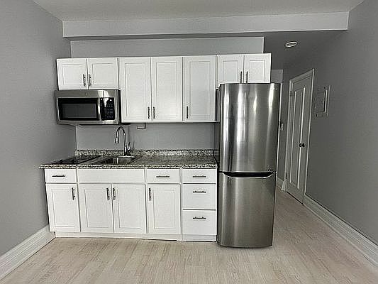 1st image of 240 W 73rd St APT 905