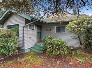 7420 SE Lincoln St, Portland, OR 97215