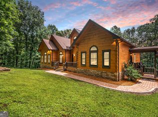 31 High Cliff Rd, Jasper, GA 30143